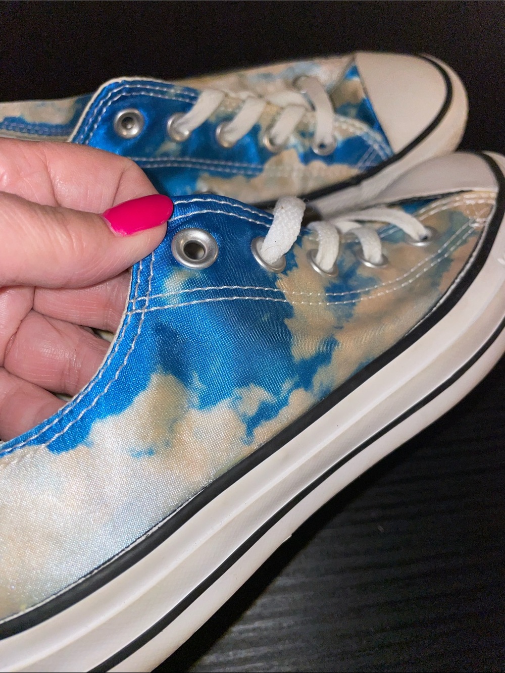 Converse Women Low Top Sneakers in Sky Blue and Cream Cloud Print • Sz 6 - Picture 7 of 7